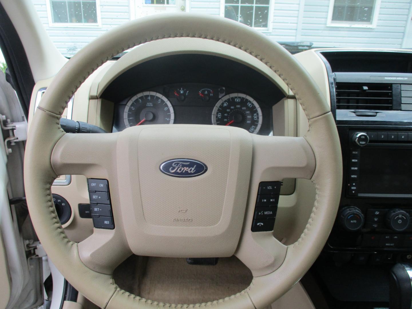 2012 WHITE Ford Escape (1FMCU9EG9CK) , AUTOMATIC transmission, located at 540a Delsea Drive, Sewell, NJ, 08080, (856) 589-6888, 39.752560, -75.111206 - Photo#25